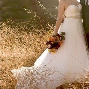 David’s Bridal A-line Lace Back Wedding Dress, Size 12